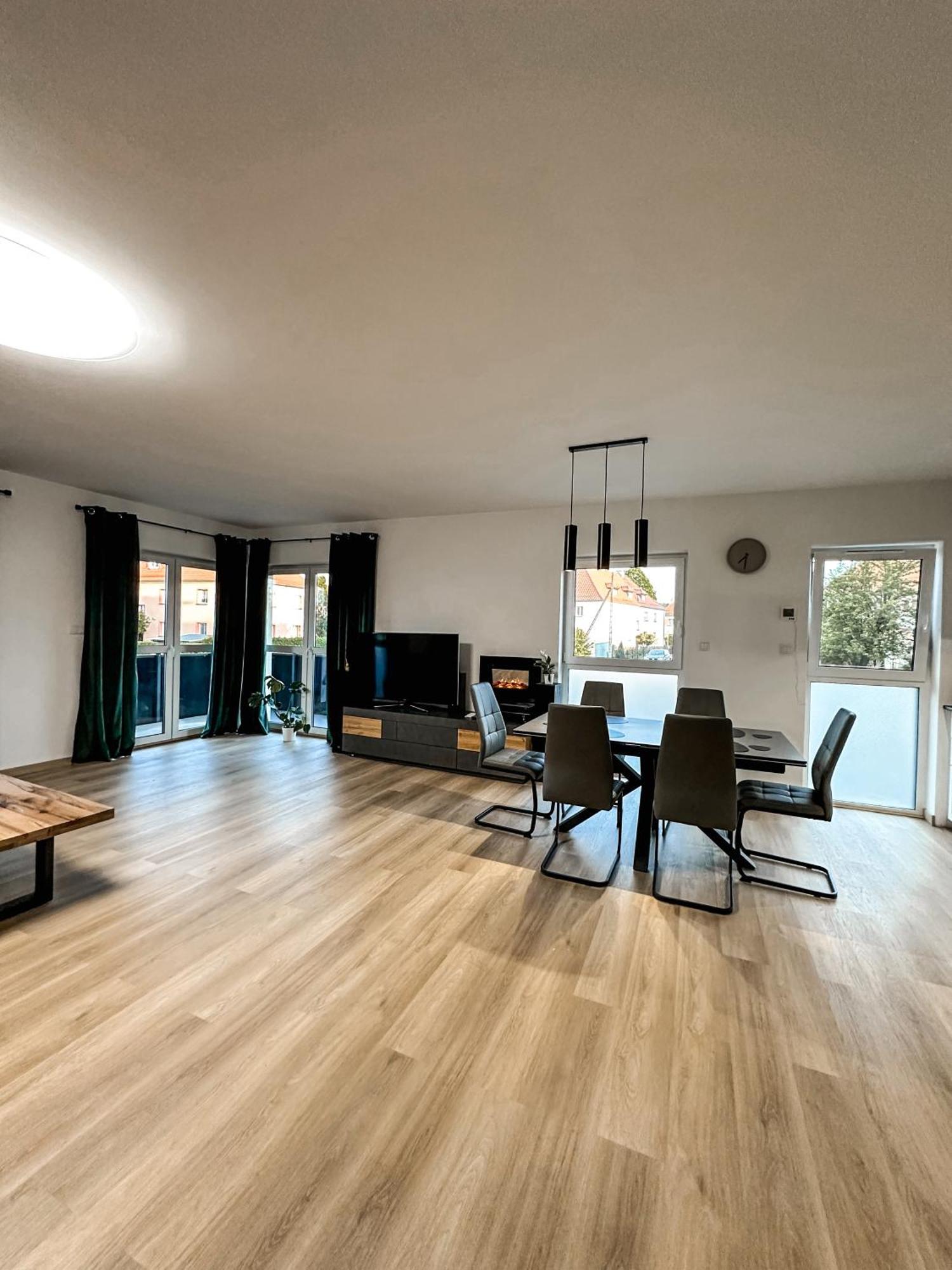 Apartament Wierzbowy Jelenia Góra Eksteriør billede